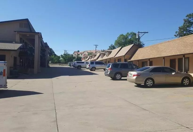 The Kc Motel Show Low