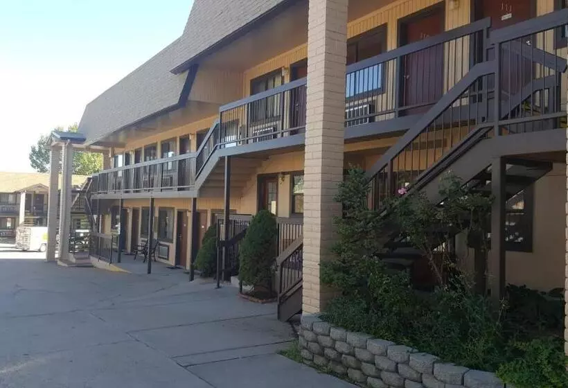 The Kc Motel Show Low