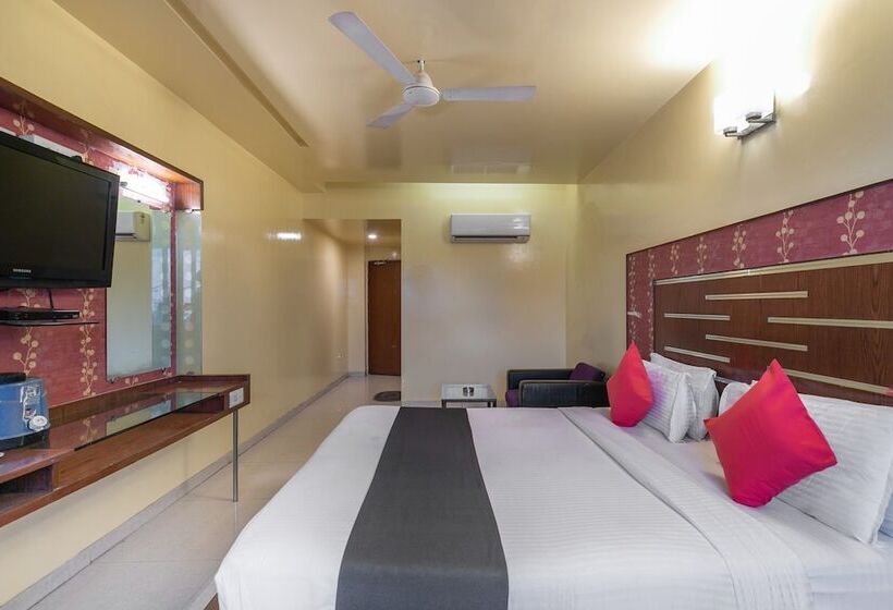 Capital O 891 Hotel Kadamb Inn