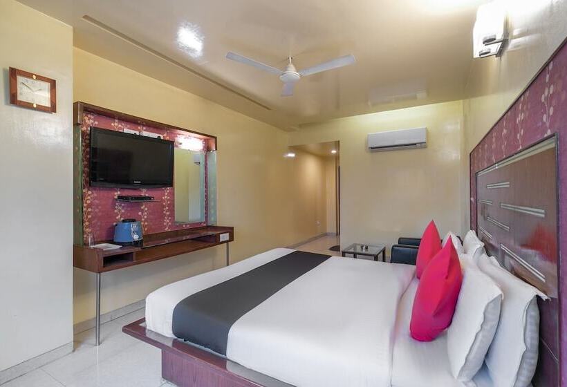 Capital O 891 Hotel Kadamb Inn