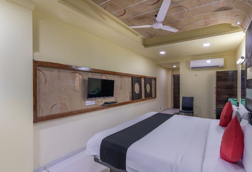 Capital O 891 Hotel Kadamb Inn