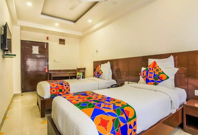 Fabhotel Royal Heritage