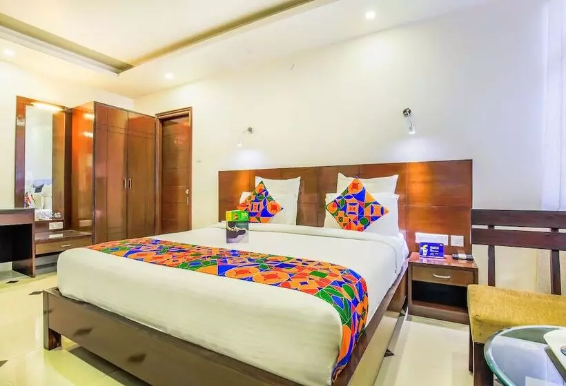 Fabhotel Royal Heritage