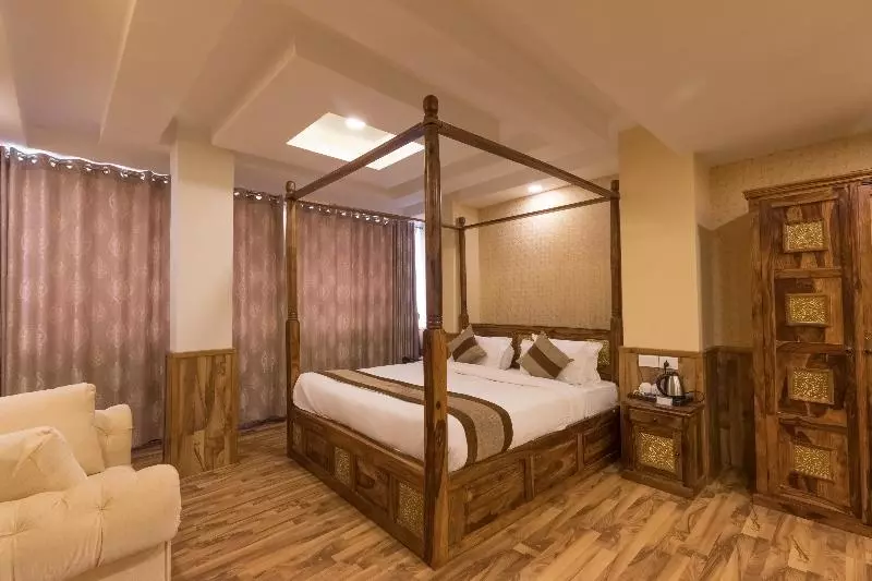 هتل Capital O 624  Rudra View Pvt. Ltd
