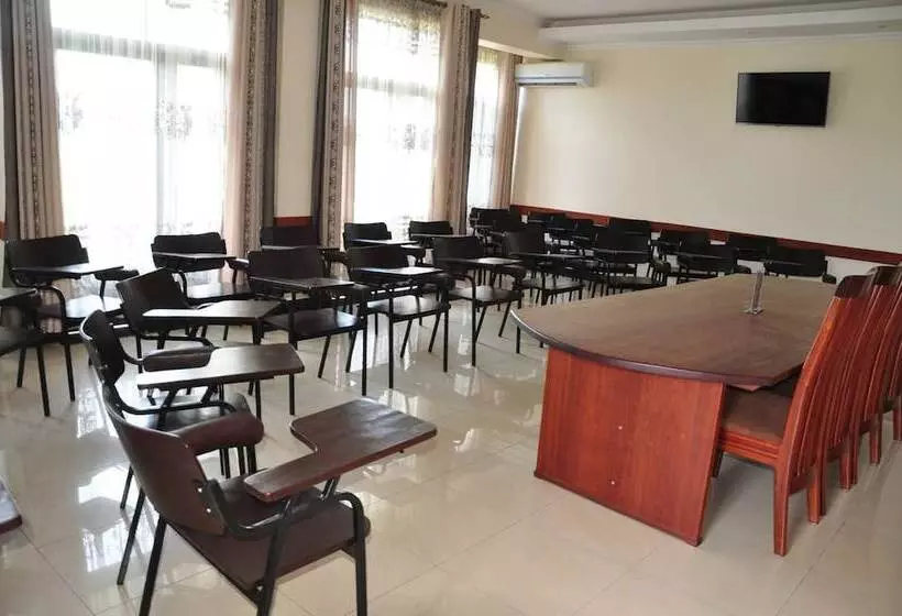 هتل Centre San Jose Carmelo