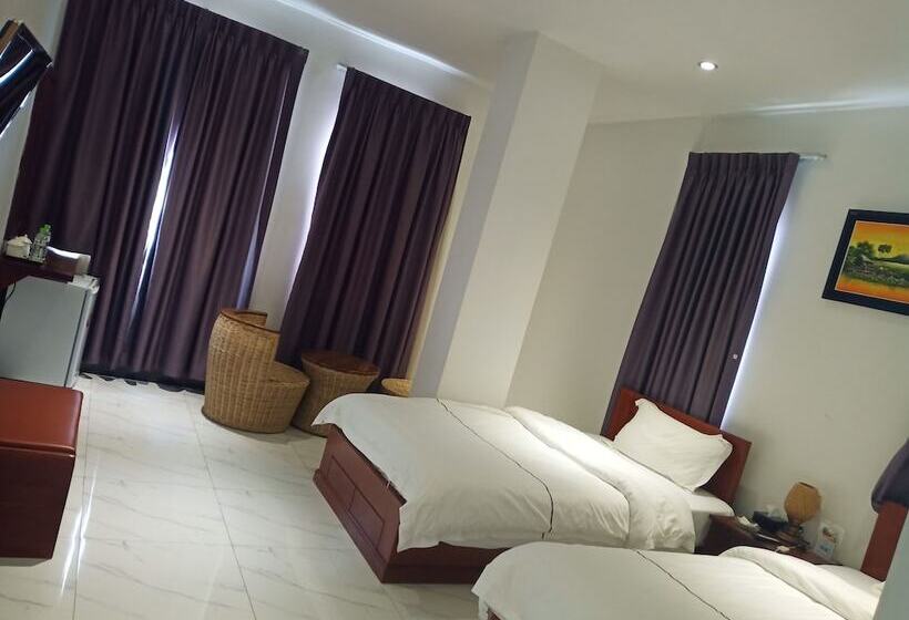 Отель Golden Port