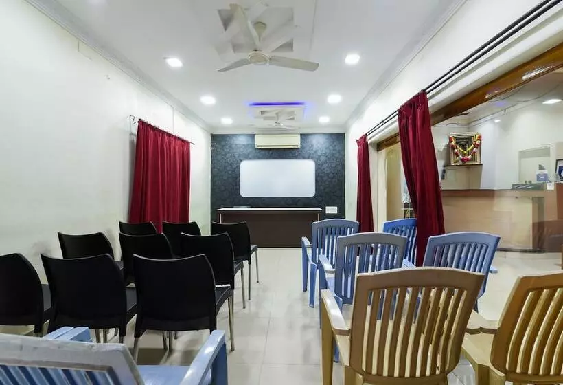 Hotelli Lakshmi Residency