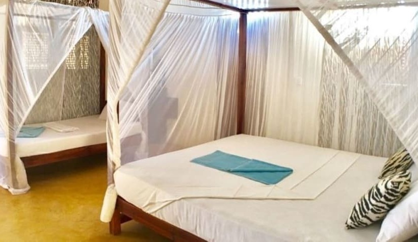 هتل Msafini Mangotop Roof