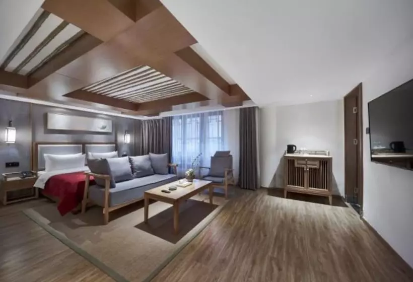 Hotelli Qianna Bianyuan