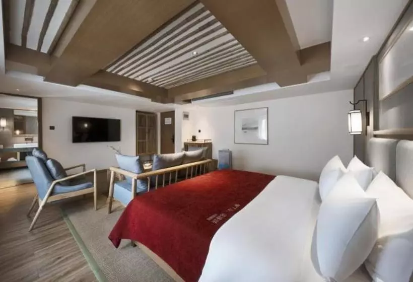 Hotelli Qianna Bianyuan