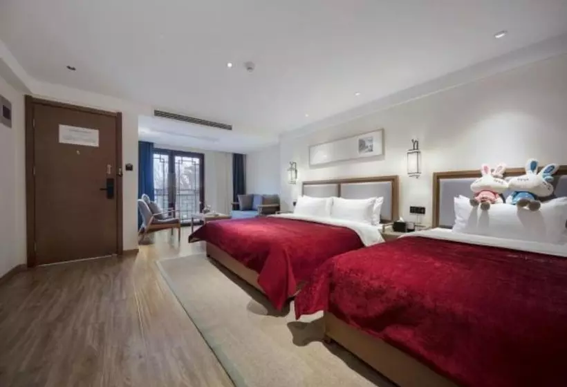 Hotelli Qianna Bianyuan