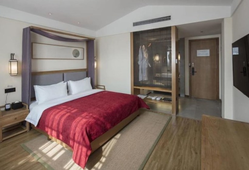 Отель Qianna Bianyuan