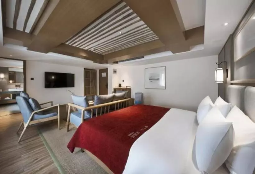 Hotelli Qianna Bianyuan