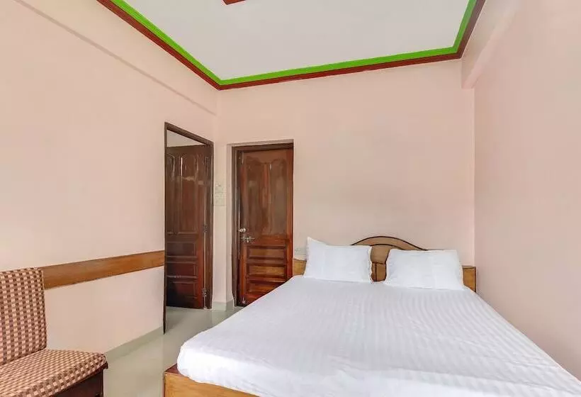 Spot On 46408 Hotel Saaj