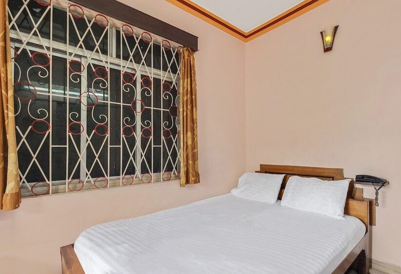 Spot On 46408 Hotel Saaj