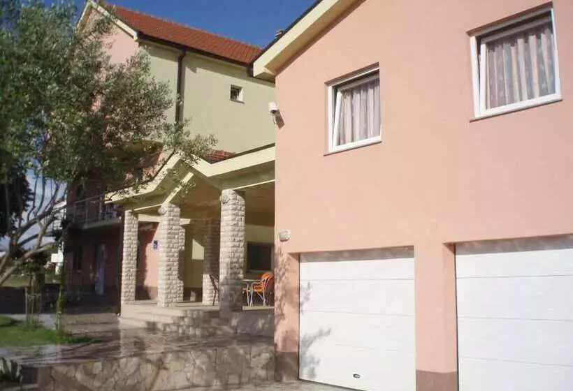پانسیون Marinko Kozina    Medjugorje