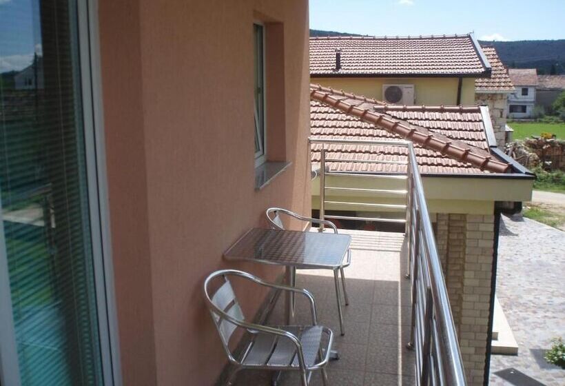 پانسیون Marinko Kozina    Medjugorje