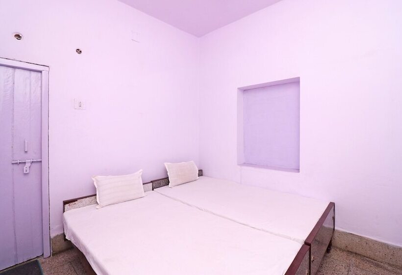 Spot On 44992 Hotel Swapnapuri