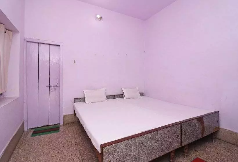 Spot On 44992 Hotel Swapnapuri