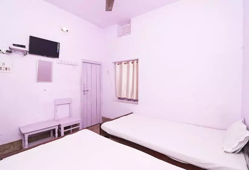 Spot On 44992 Hotel Swapnapuri