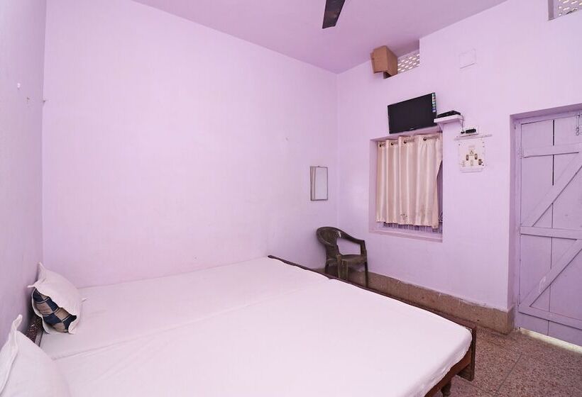 Spot On 44992 Hotel Swapnapuri