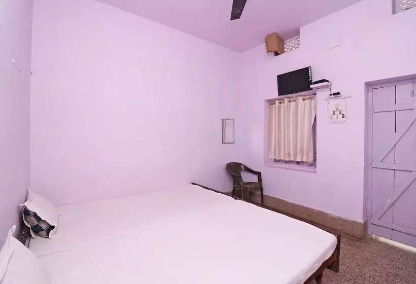 Spot On 44992 Hotel Swapnapuri