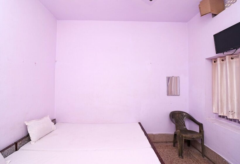 Spot On 44992 Hotel Swapnapuri