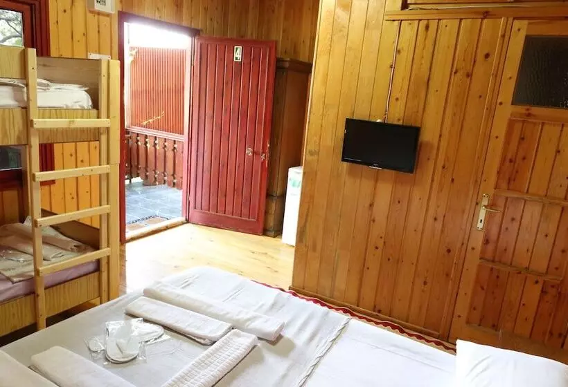 Albatross Dağ Evleri Butik Otel