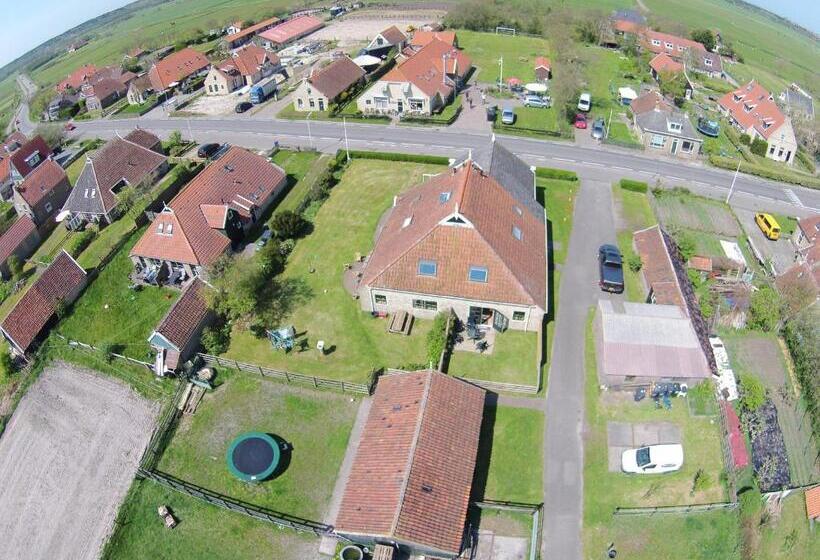 De Cyprian Bed & Breakfast