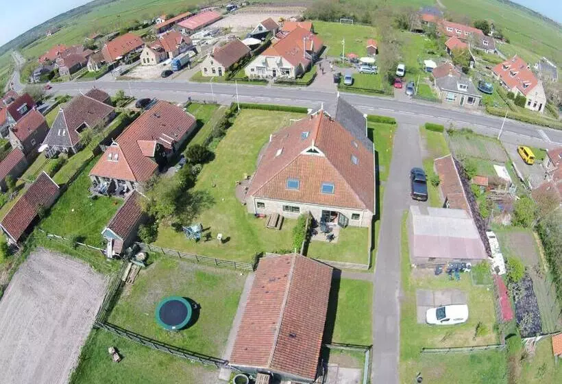 De Cyprian Bed & Breakfast