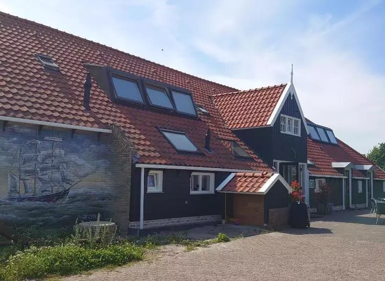 De Cyprian Bed & Breakfast