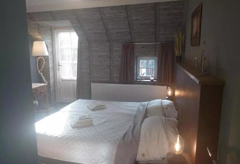 De Cyprian Bed & Breakfast