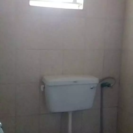 Flagship Piazza Hotel   Hostel