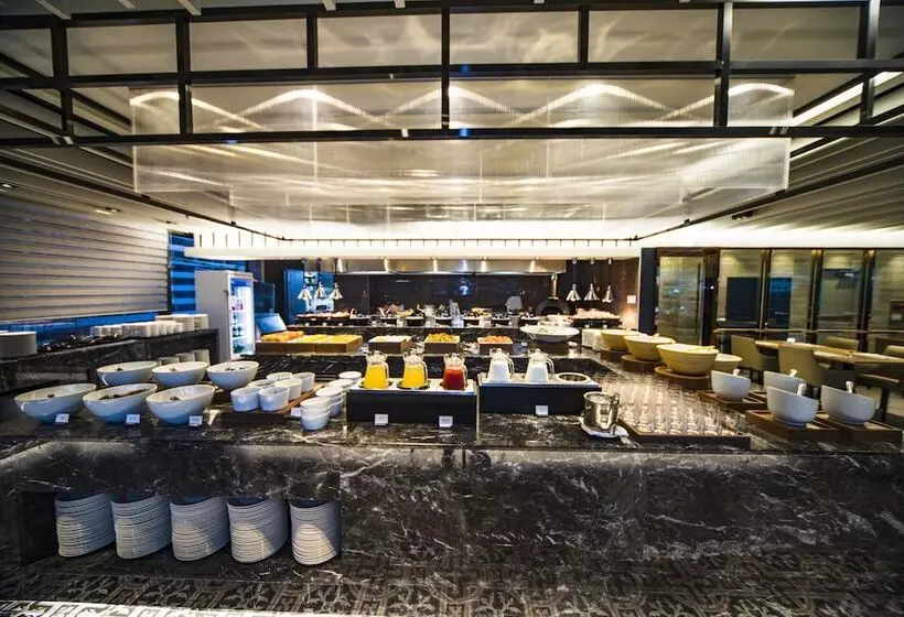 هتل Ramada Encore By Wyndham Busan Station