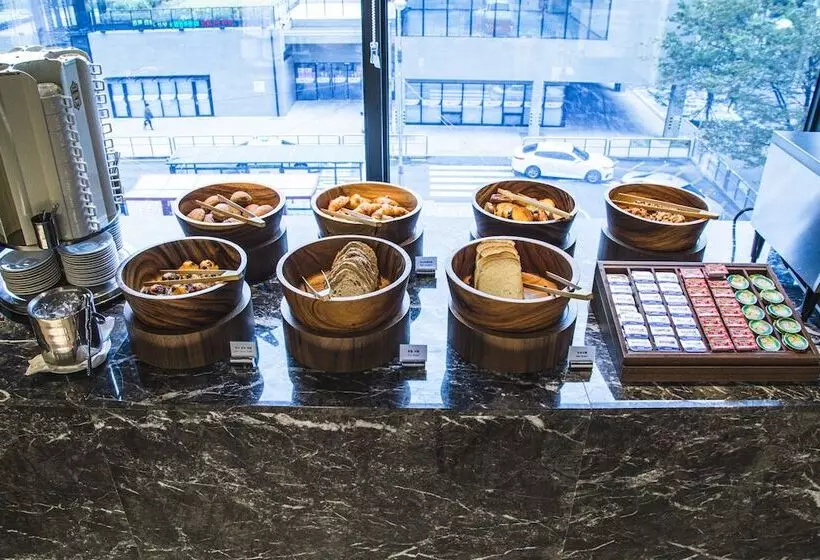 هتل Ramada Encore By Wyndham Busan Station