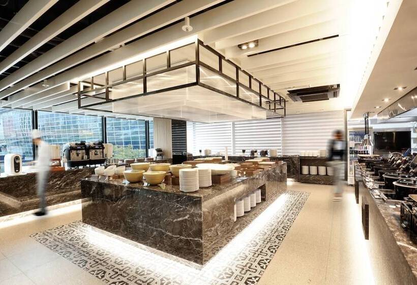 هتل Ramada Encore By Wyndham Busan Station