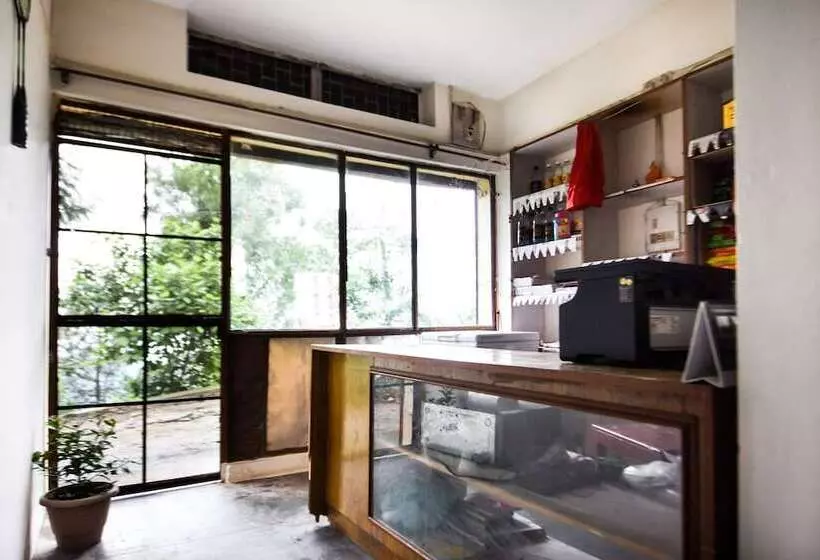 هتل Sai Home Stay By Oyo Rooms