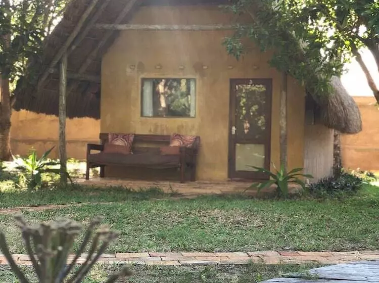 Hotelli Turtle Cove Lodge And Yoga Shala