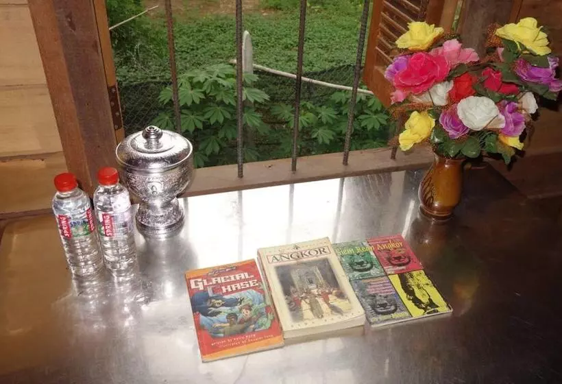 ペンション Authentic Cambodian Angkor Cottage