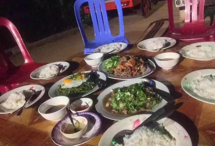 ペンション Authentic Cambodian Angkor Cottage