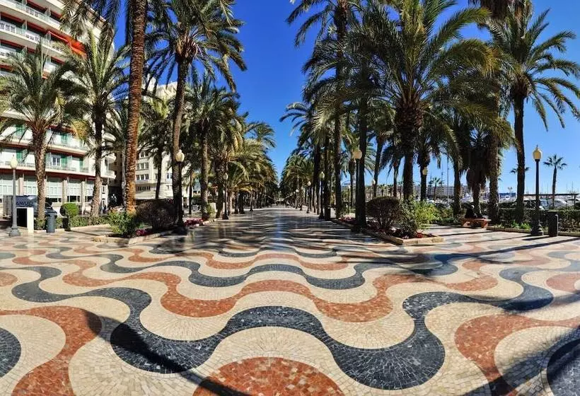 پانسیون Urban Rooms Alicante