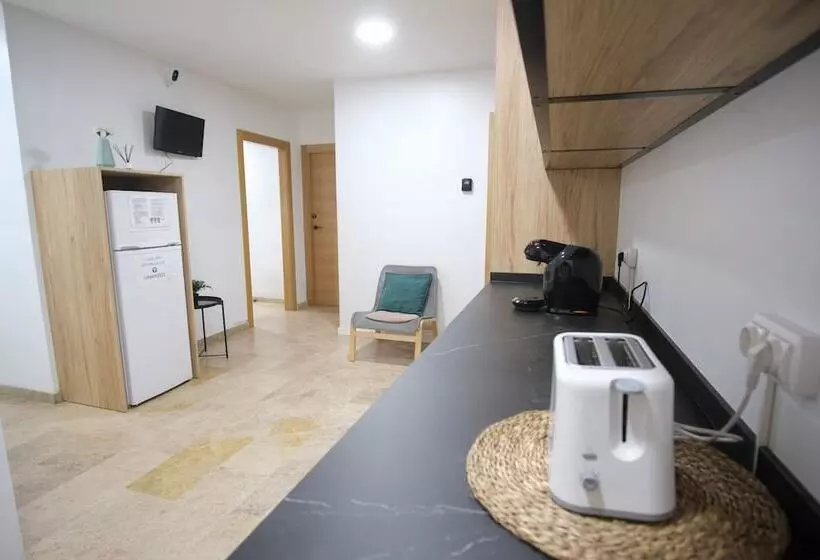 پانسیون Urban Rooms Alicante