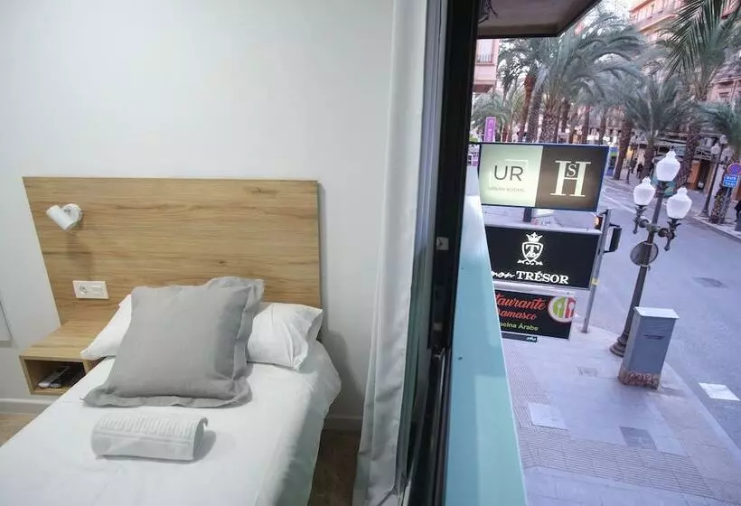 پانسیون Urban Rooms Alicante