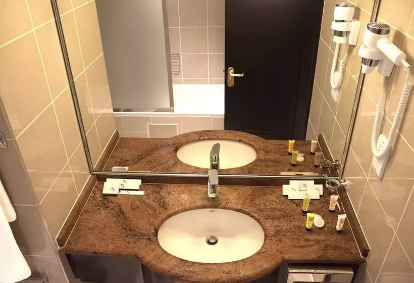 هتل Swissbelinn Doha