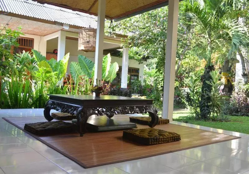 ホテル Wijaya Guest House