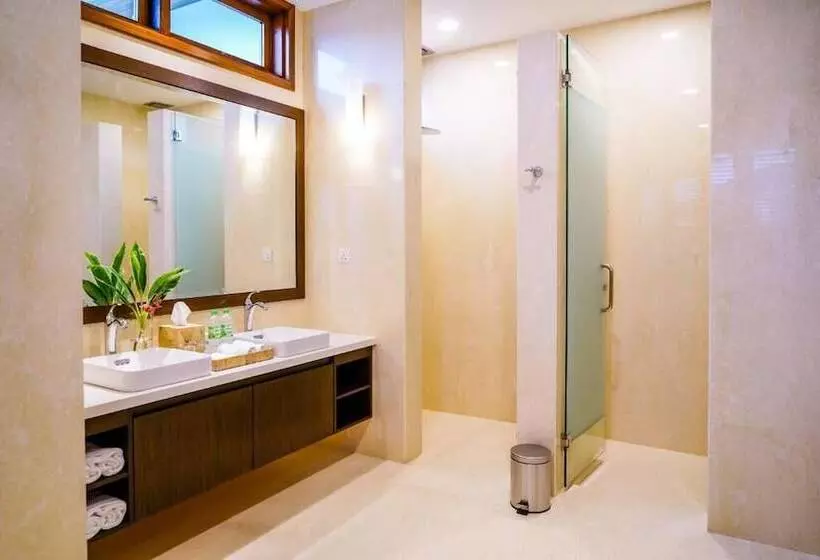 ホテル Embun Luxury Villas
