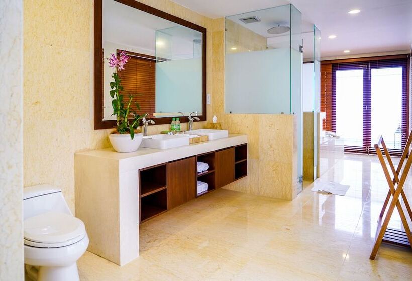 בית מלון כפרי Embun Luxury Villas