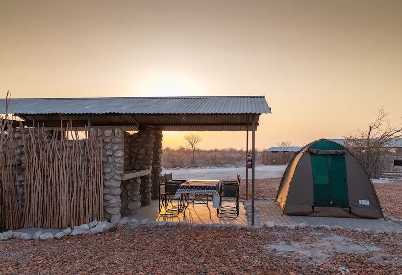 هتل Etosha Trading Post Campsite