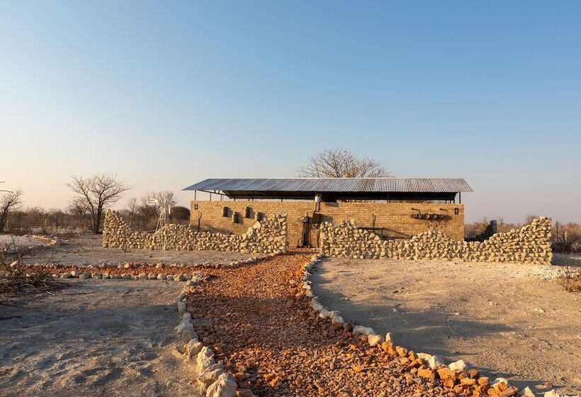 هتل Etosha Trading Post Campsite