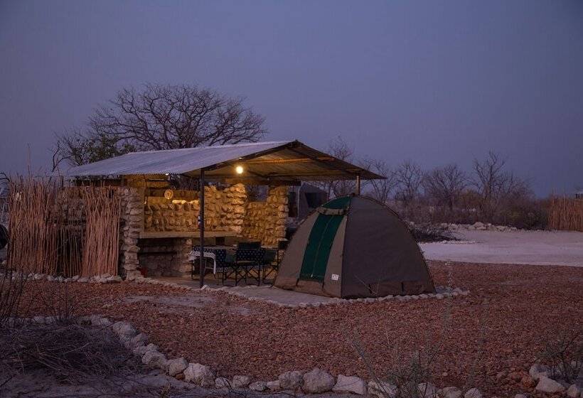 هتل Etosha Trading Post Campsite